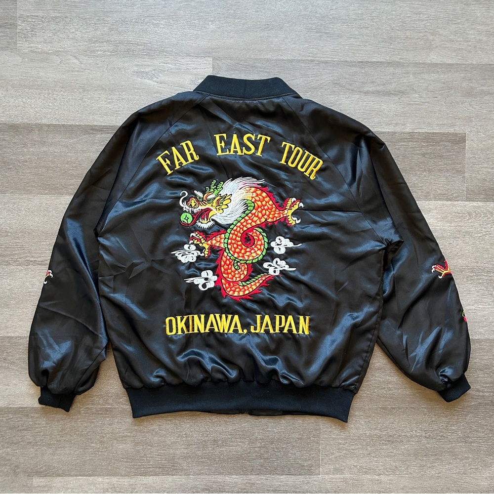 Vintage 80's Okinawa Japan "Far East Tour" Embroidered Silk Souvenir Jacket - L